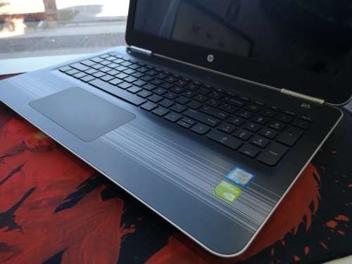 *Most Beautiful Laptop on Auction*7th GEN i7*HP PAVILION15*i7-7500U*1000GB SSHD*8GB DDR4*NVIDIA940MX